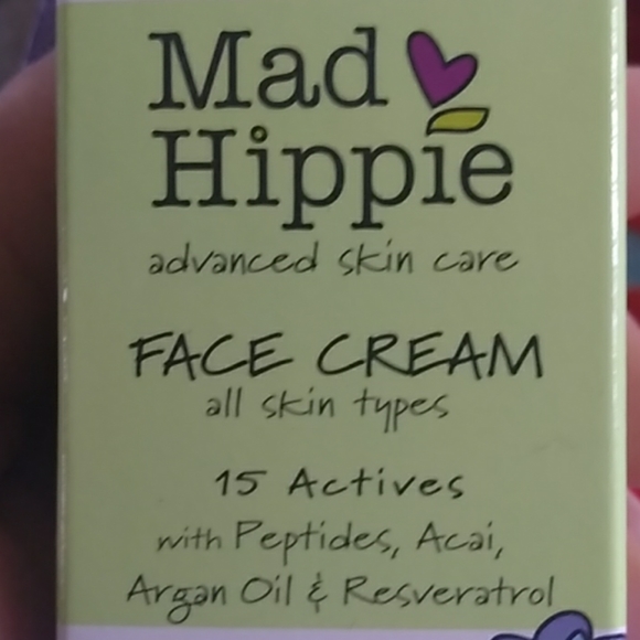 Mad Hippie Advanced Skin Care - Picture 4 of 8
